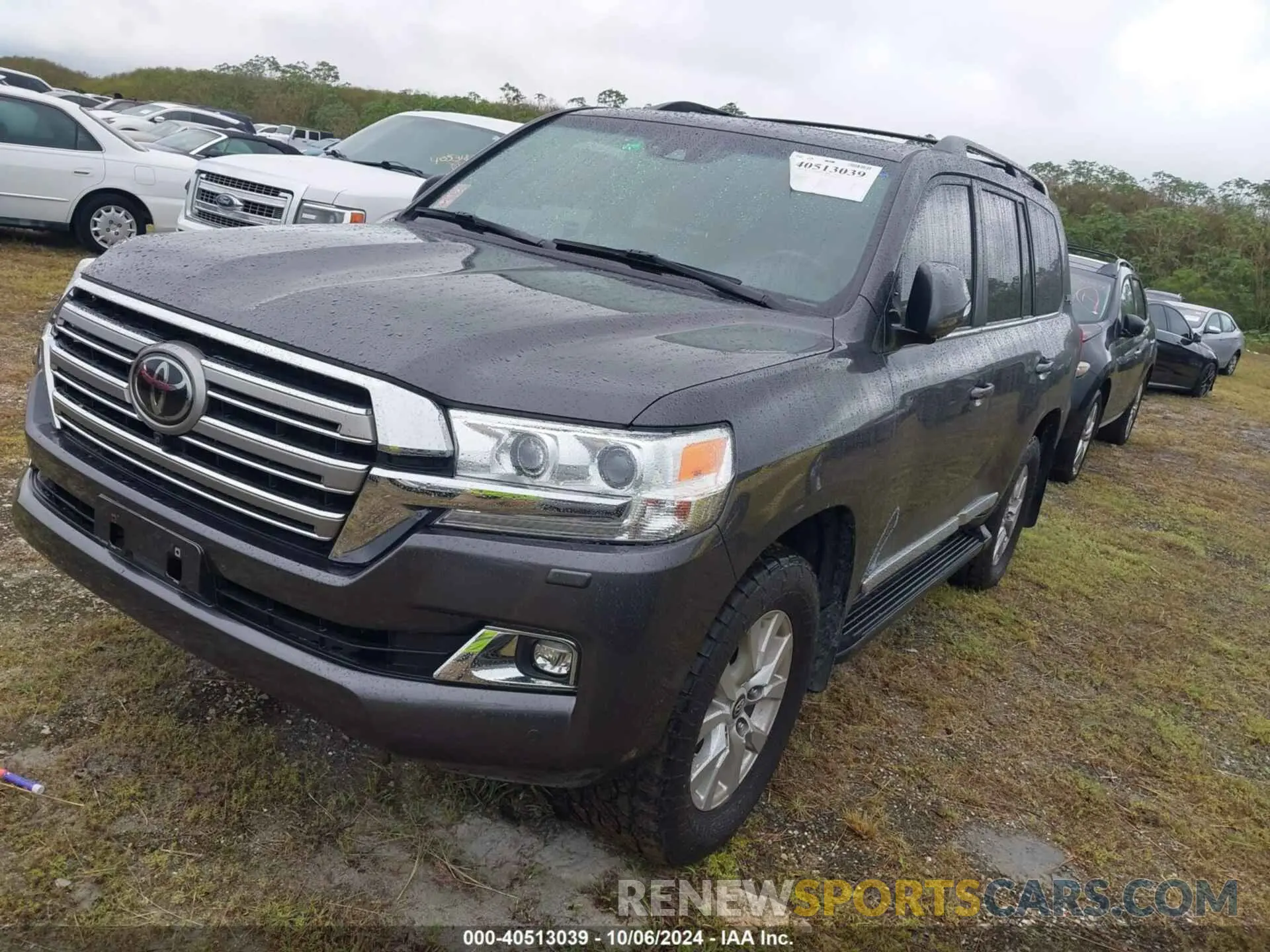 2 Photograph of a damaged car JTMCY7AJ2M4096296 TOYOTA LAND CRUISER 2021