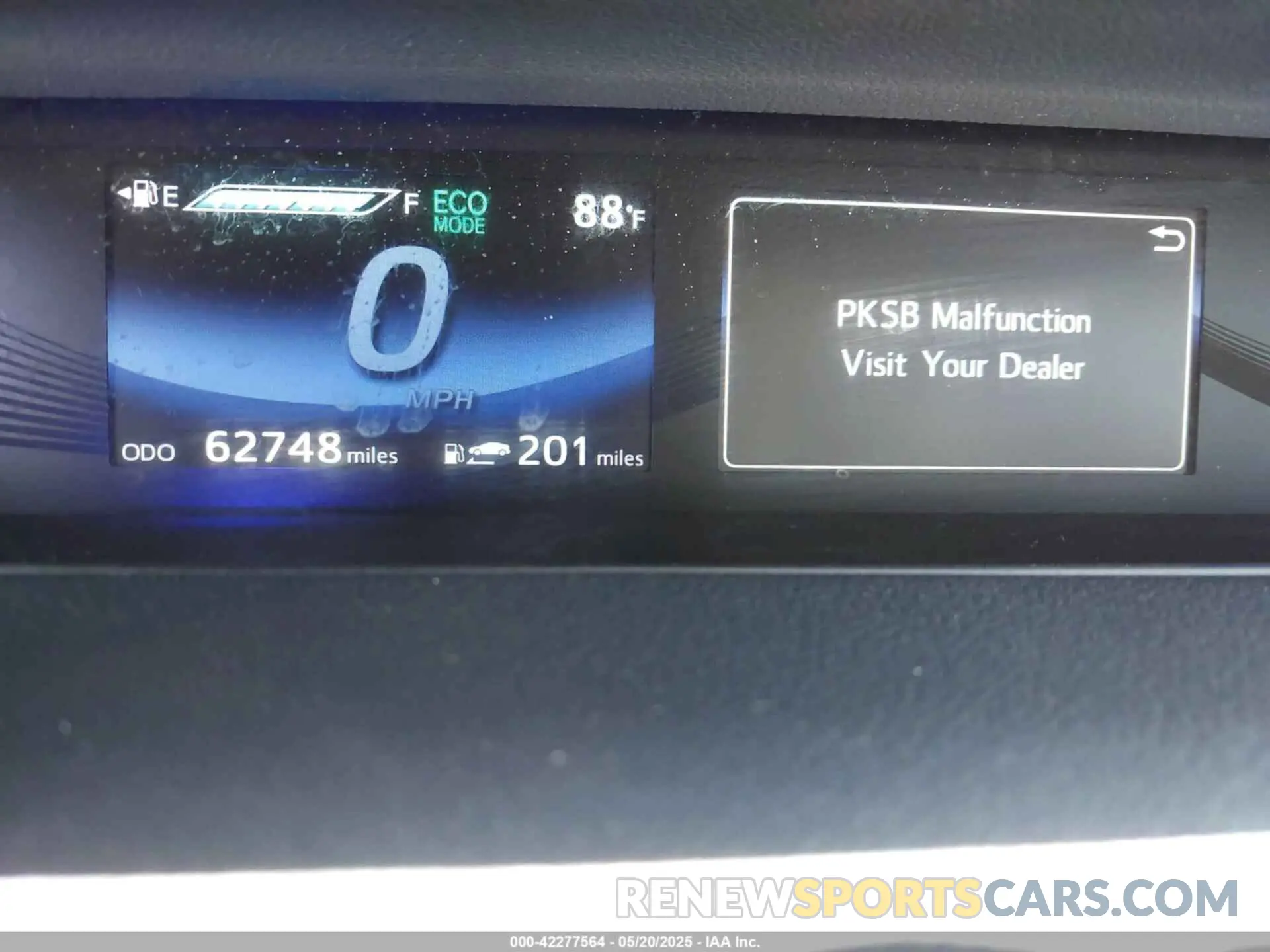 16 Фотография поврежденного автомобиля JTDBVRBD2KA007074 TOYOTA MIRAI 2019