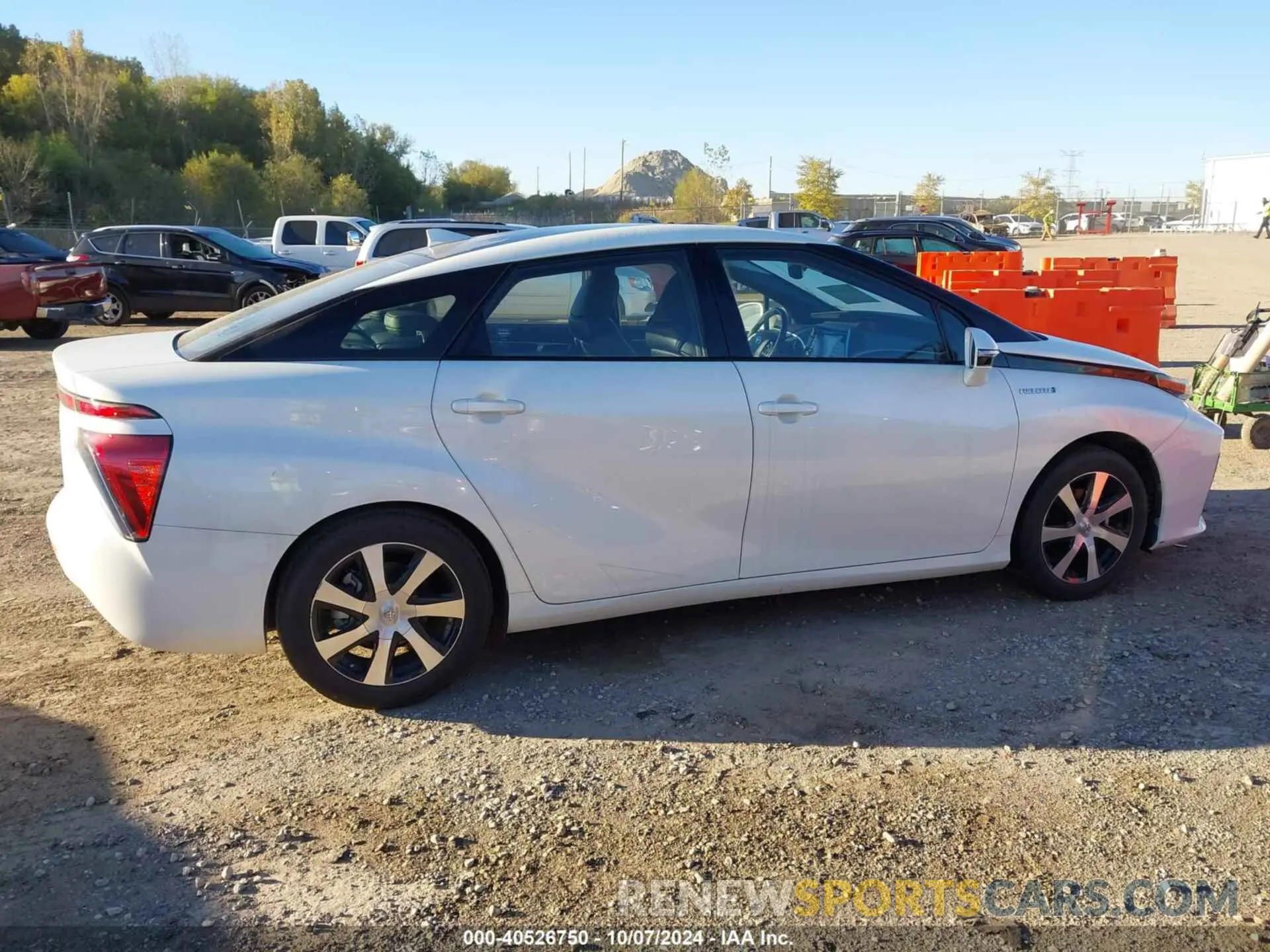 13 Photograph of a damaged car JTDBVRBD4KA007268 TOYOTA MIRAI 2019