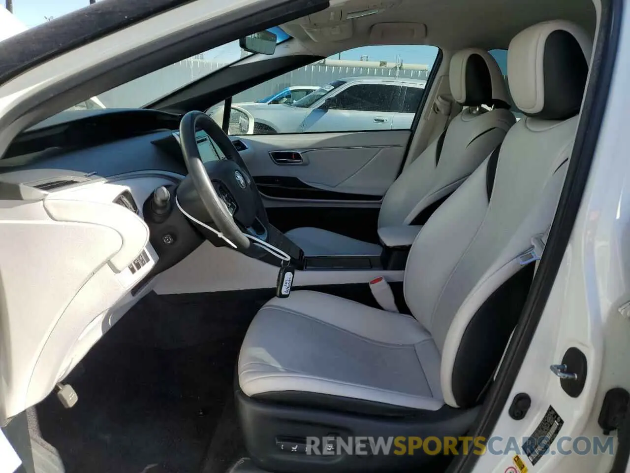7 Photograph of a damaged car JTDBVRBD5KA005562 TOYOTA MIRAI 2019