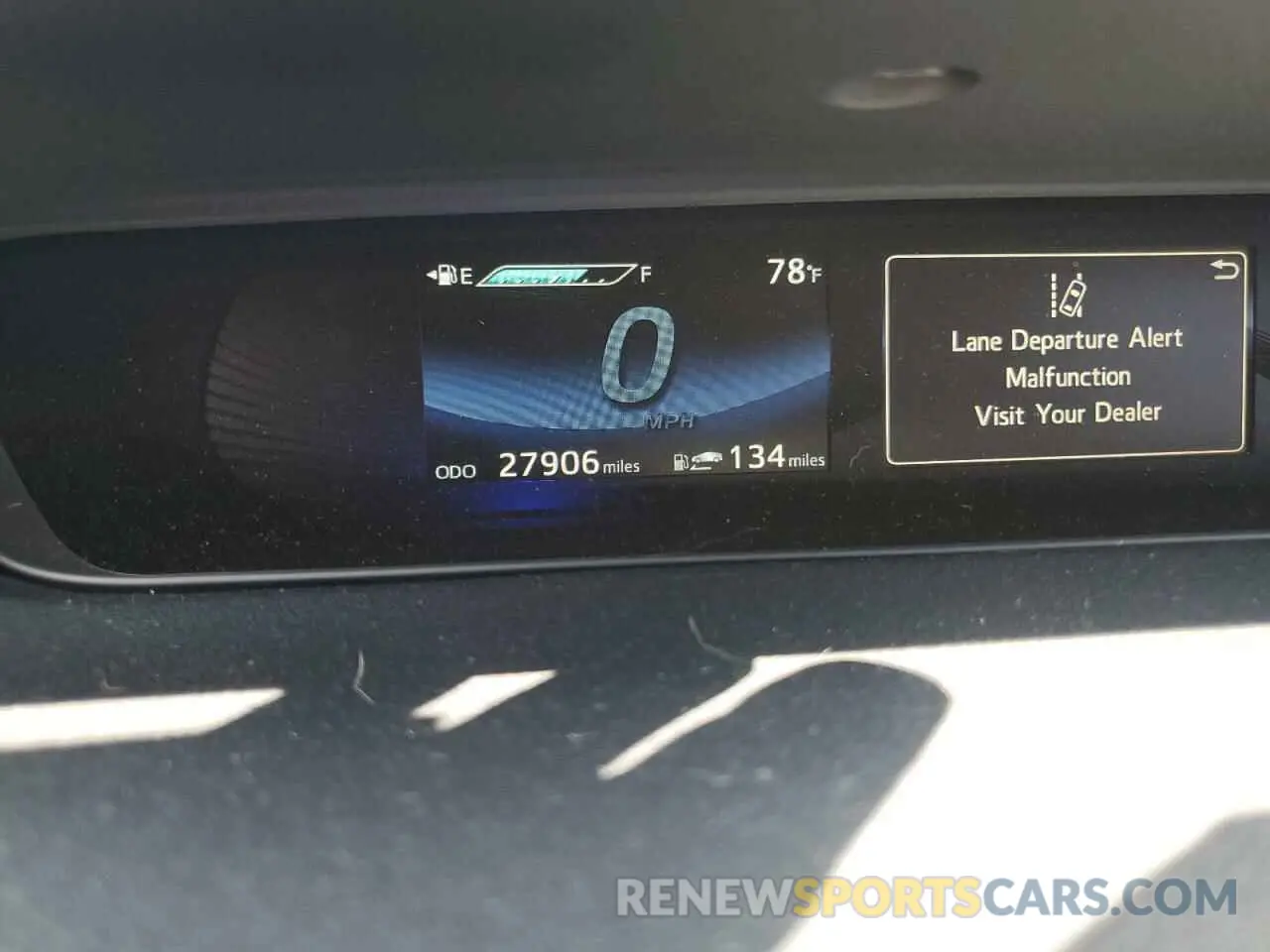 9 Photograph of a damaged car JTDBVRBD7LA008027 TOYOTA MIRAI 2020