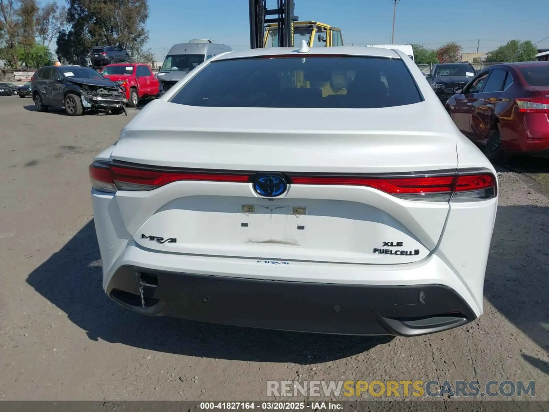 16 Photograph of a damaged car JTDAAAAA1MA002600 TOYOTA MIRAI 2021