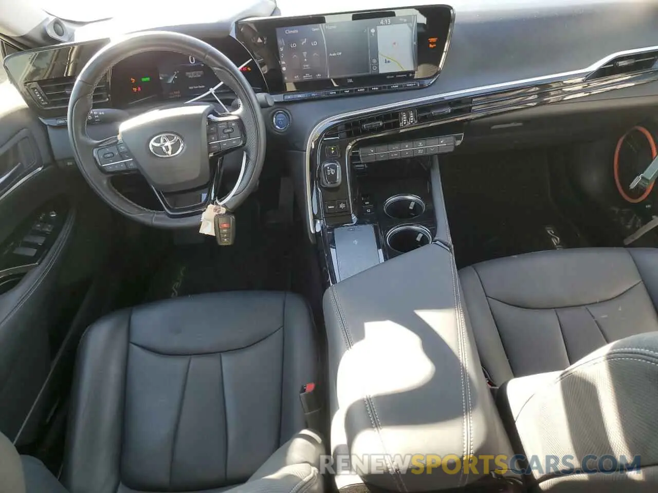 8 Photograph of a damaged car JTDAAAAA2MA001908 TOYOTA MIRAI 2021