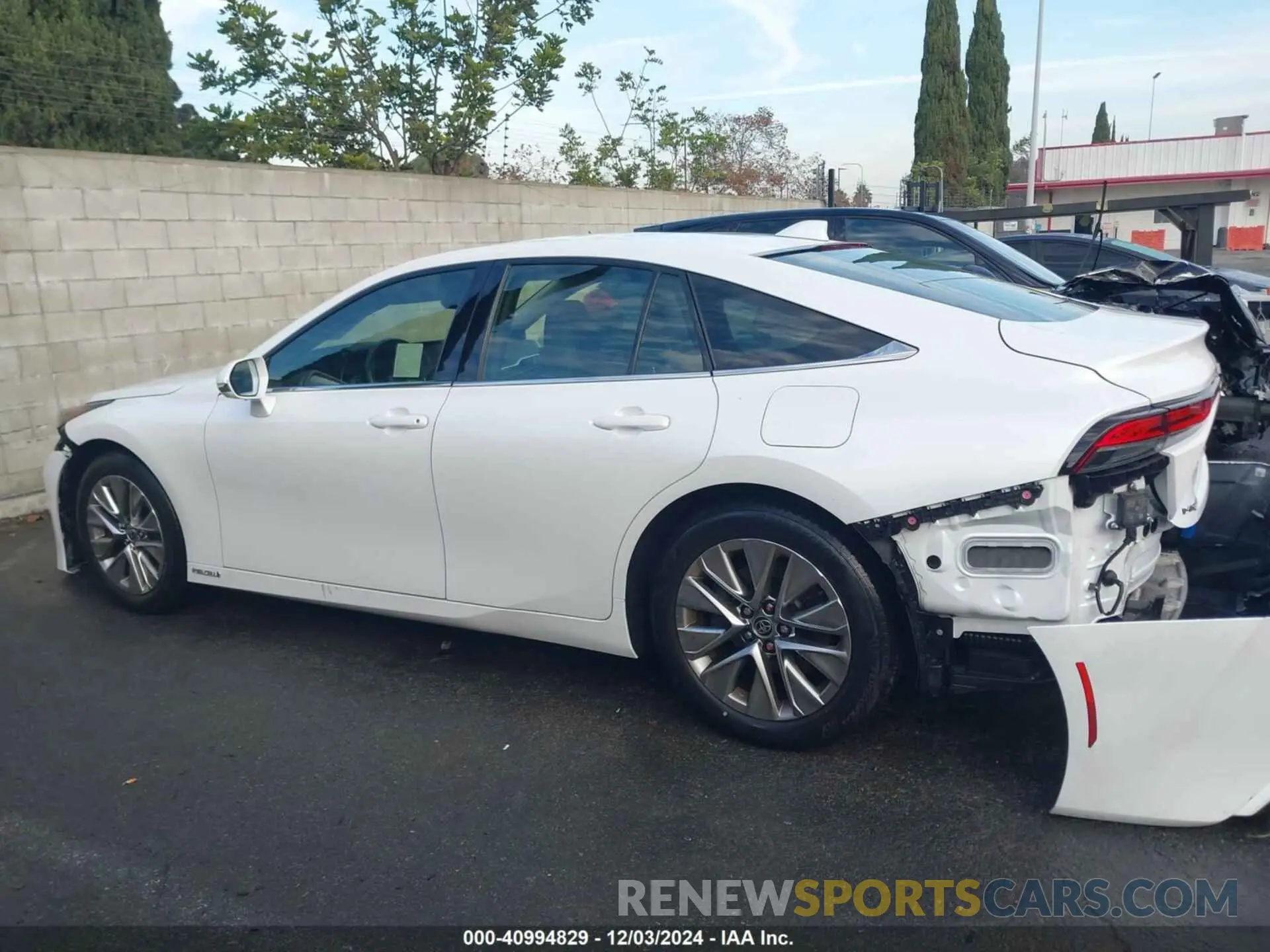 15 Photograph of a damaged car JTDAAAAA3NA006598 TOYOTA MIRAI 2022