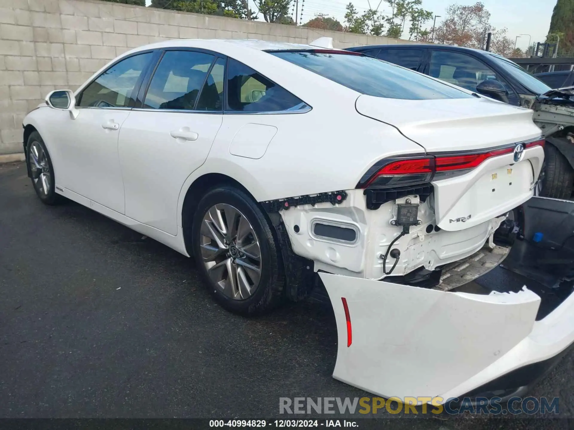 3 Photograph of a damaged car JTDAAAAA3NA006598 TOYOTA MIRAI 2022