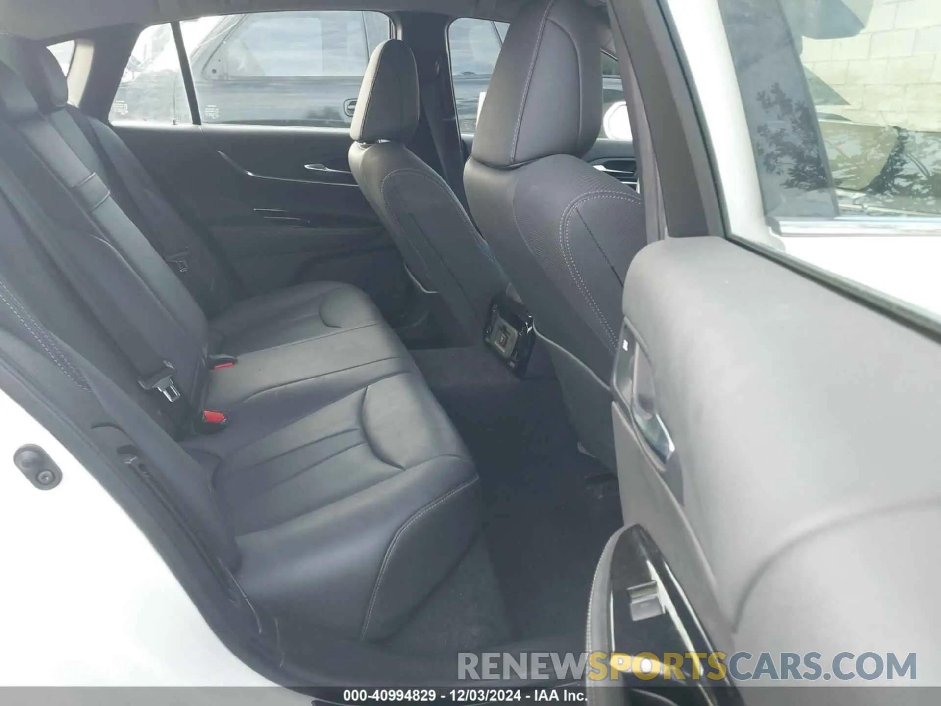8 Photograph of a damaged car JTDAAAAA3NA006598 TOYOTA MIRAI 2022