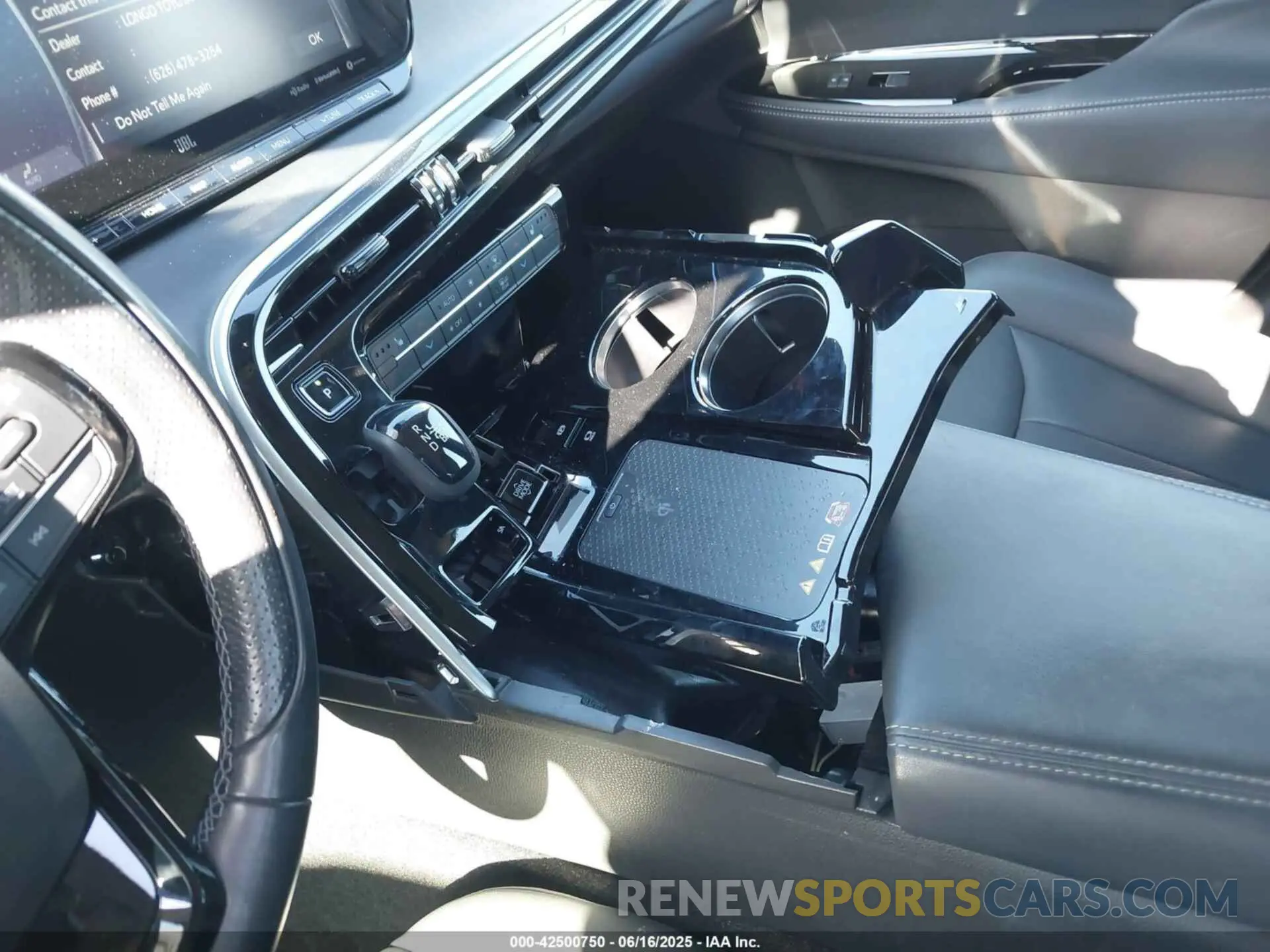 17 Photograph of a damaged car JTDAAAAA7NA004546 TOYOTA MIRAI 2022