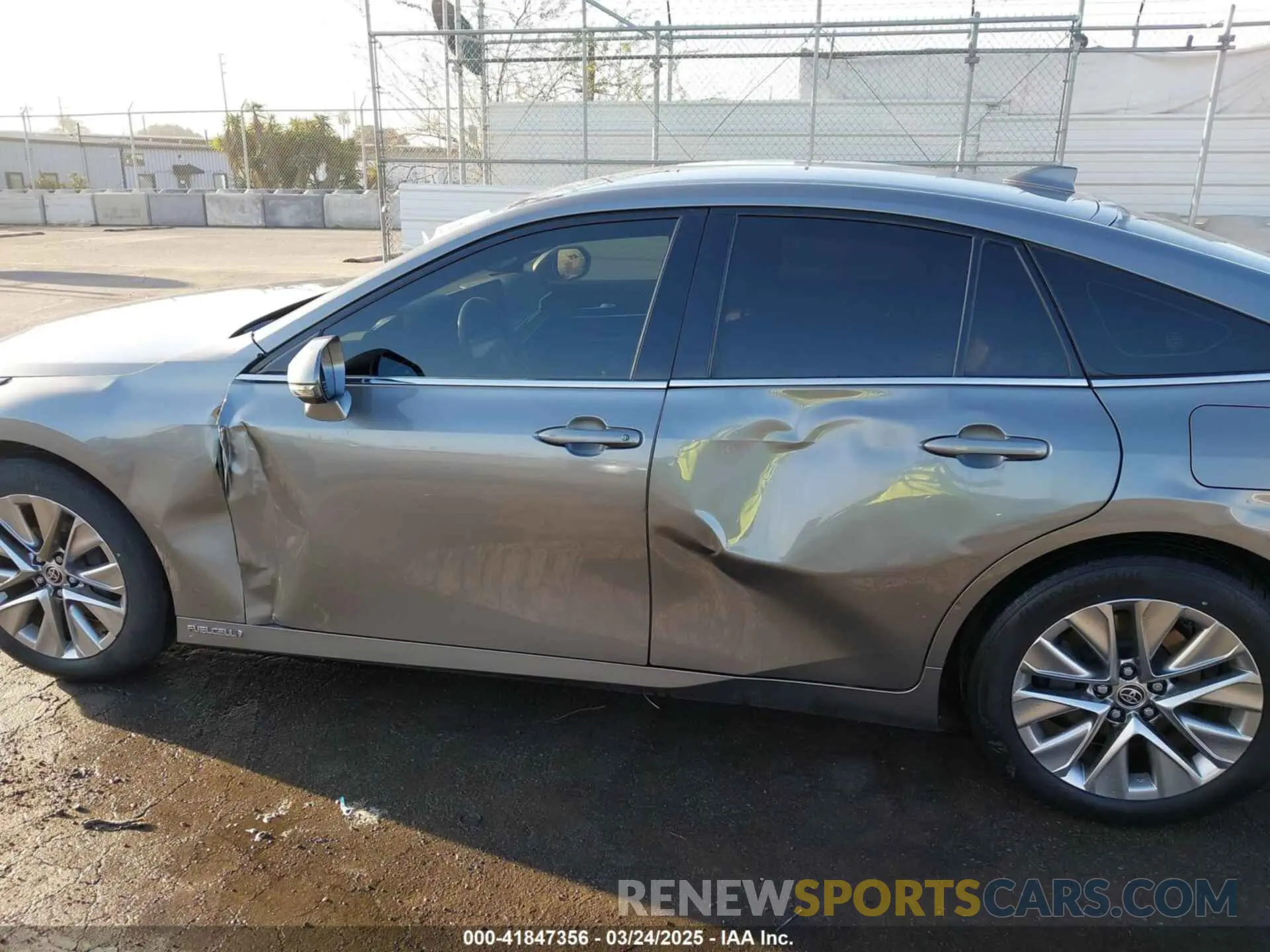14 Photograph of a damaged car JTDAAAAAXNA006503 TOYOTA MIRAI 2022