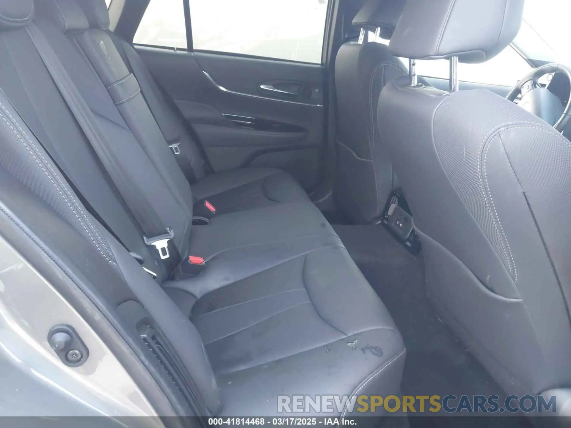 8 Photograph of a damaged car JTDAAAAA5PA007657 TOYOTA MIRAI 2023
