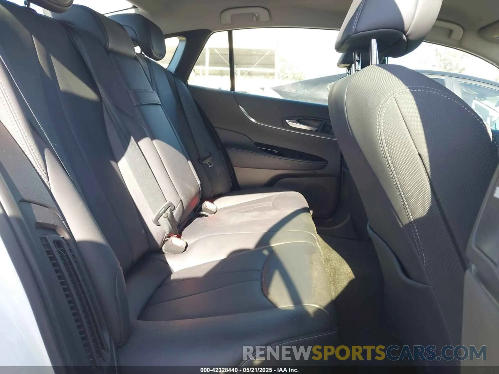 8 Photograph of a damaged car JTDAAAAA6PA010163 TOYOTA MIRAI 2023