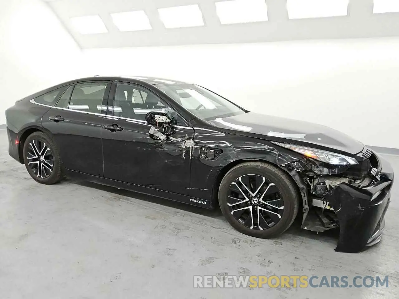 4 Photograph of a damaged car JTDAAAAA8PA009628 TOYOTA MIRAI 2023