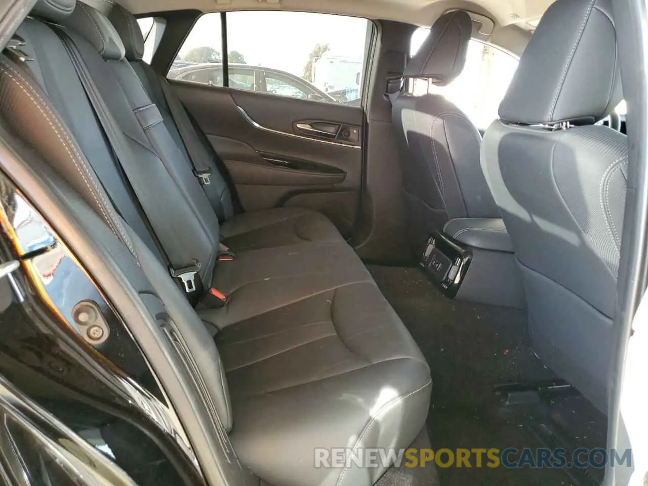 10 Photograph of a damaged car JTDAAAAA1NA006745 TOYOTA MIRAI LE 2022