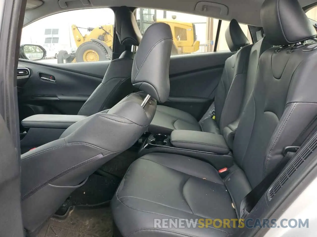 10 Фотография поврежденного автомобиля JTDKARFP1K3112080 TOYOTA PRIUS 2019