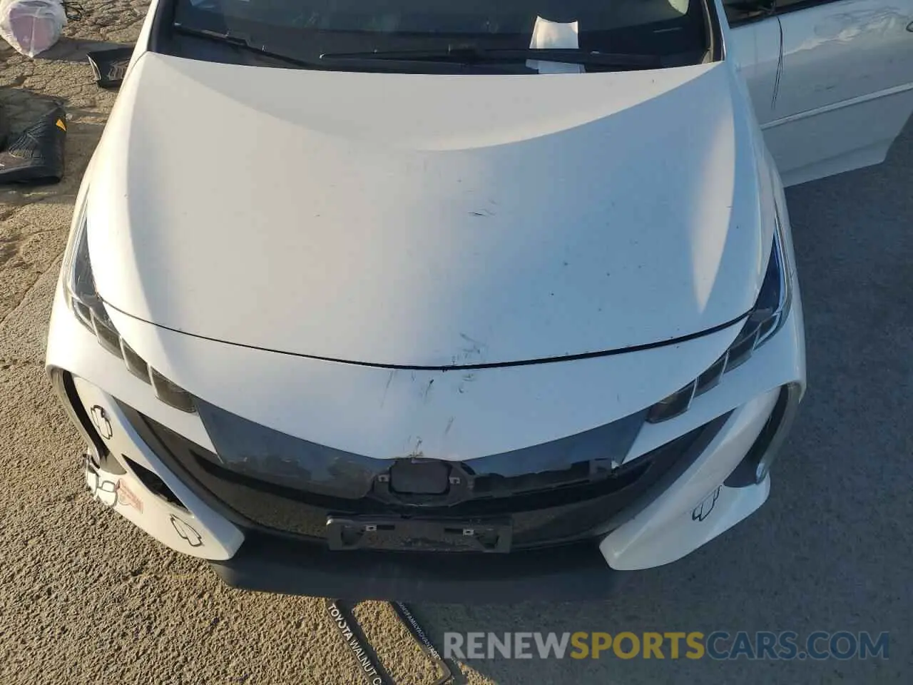 11 Фотография поврежденного автомобиля JTDKARFP3K3115725 TOYOTA PRIUS 2019