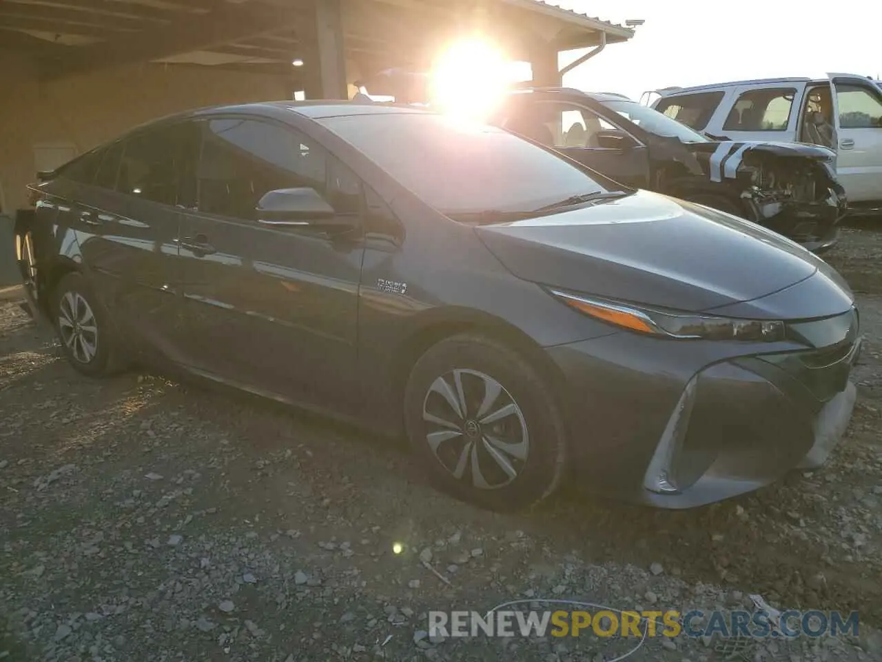 4 Фотография поврежденного автомобиля JTDKARFP8K3106406 TOYOTA PRIUS 2019