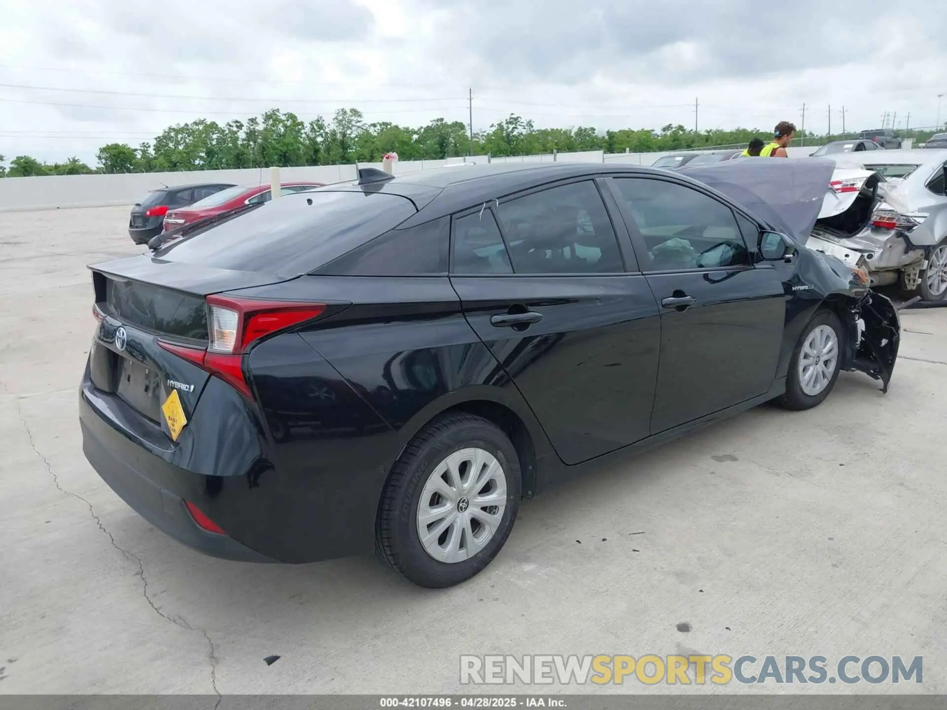 4 Фотография поврежденного автомобиля JTDKARFU0K3095844 TOYOTA PRIUS 2019