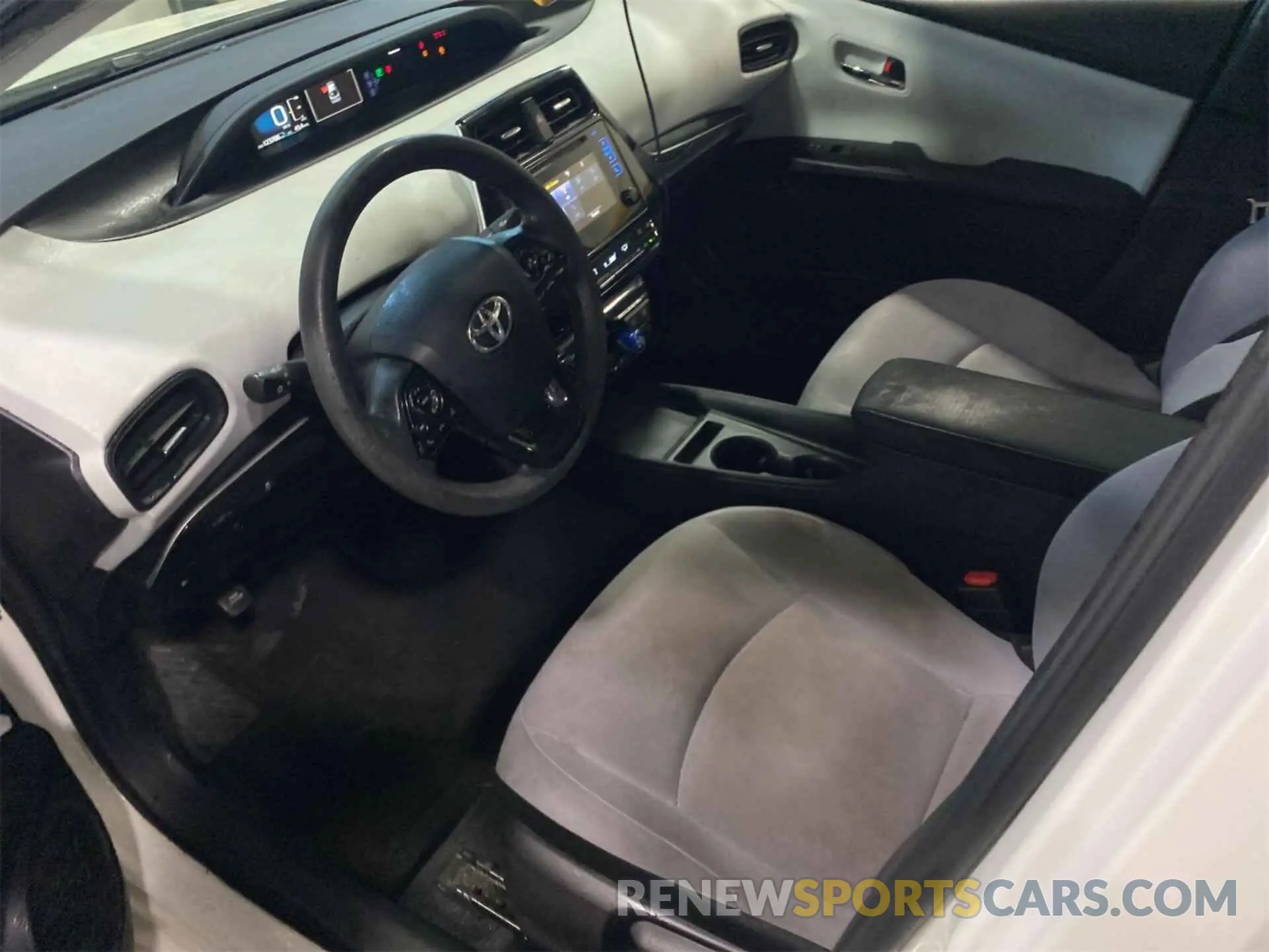 28 Фотография поврежденного автомобиля JTDKARFU1K3071195 TOYOTA PRIUS 2019