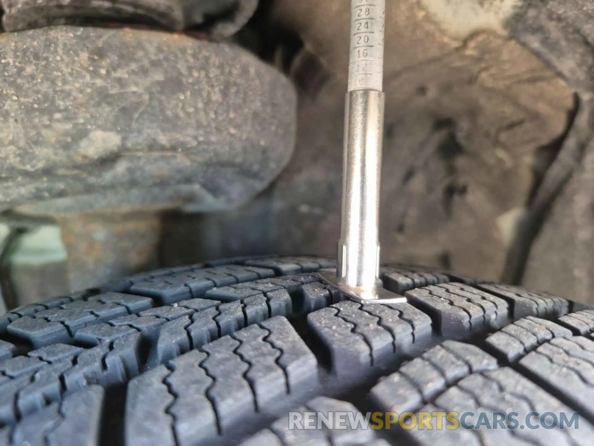 13 Photograph of a damaged car JTDKARFU1K3071262 TOYOTA PRIUS 2019