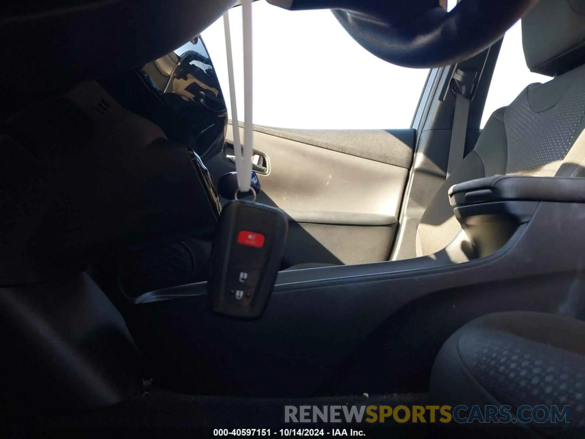 11 Photograph of a damaged car JTDKARFU1K3084092 TOYOTA PRIUS 2019
