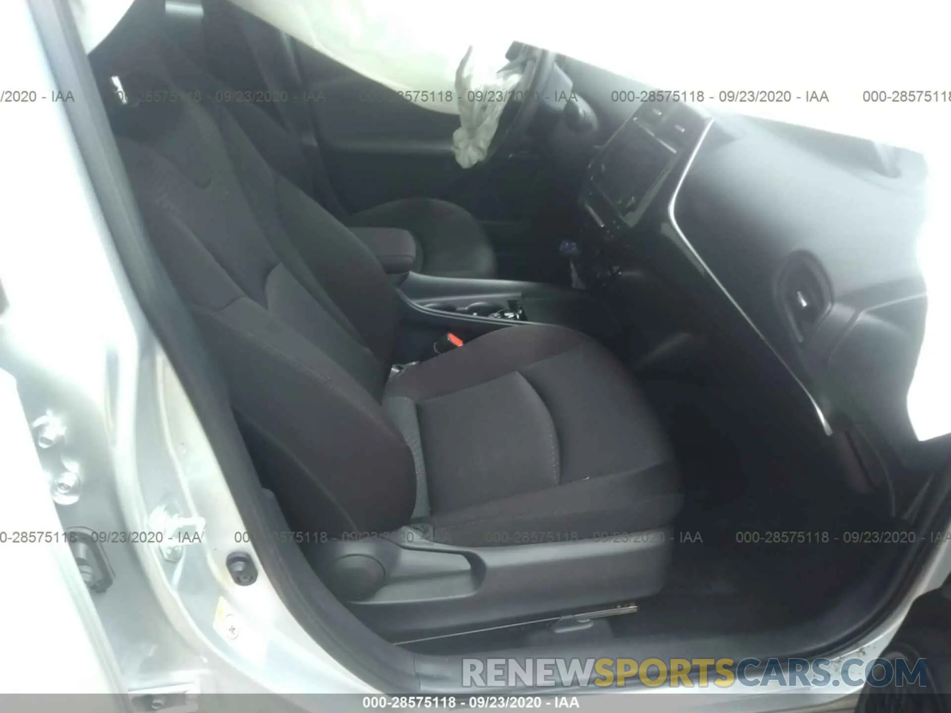5 Photograph of a damaged car JTDKARFU1K3085887 TOYOTA PRIUS 2019