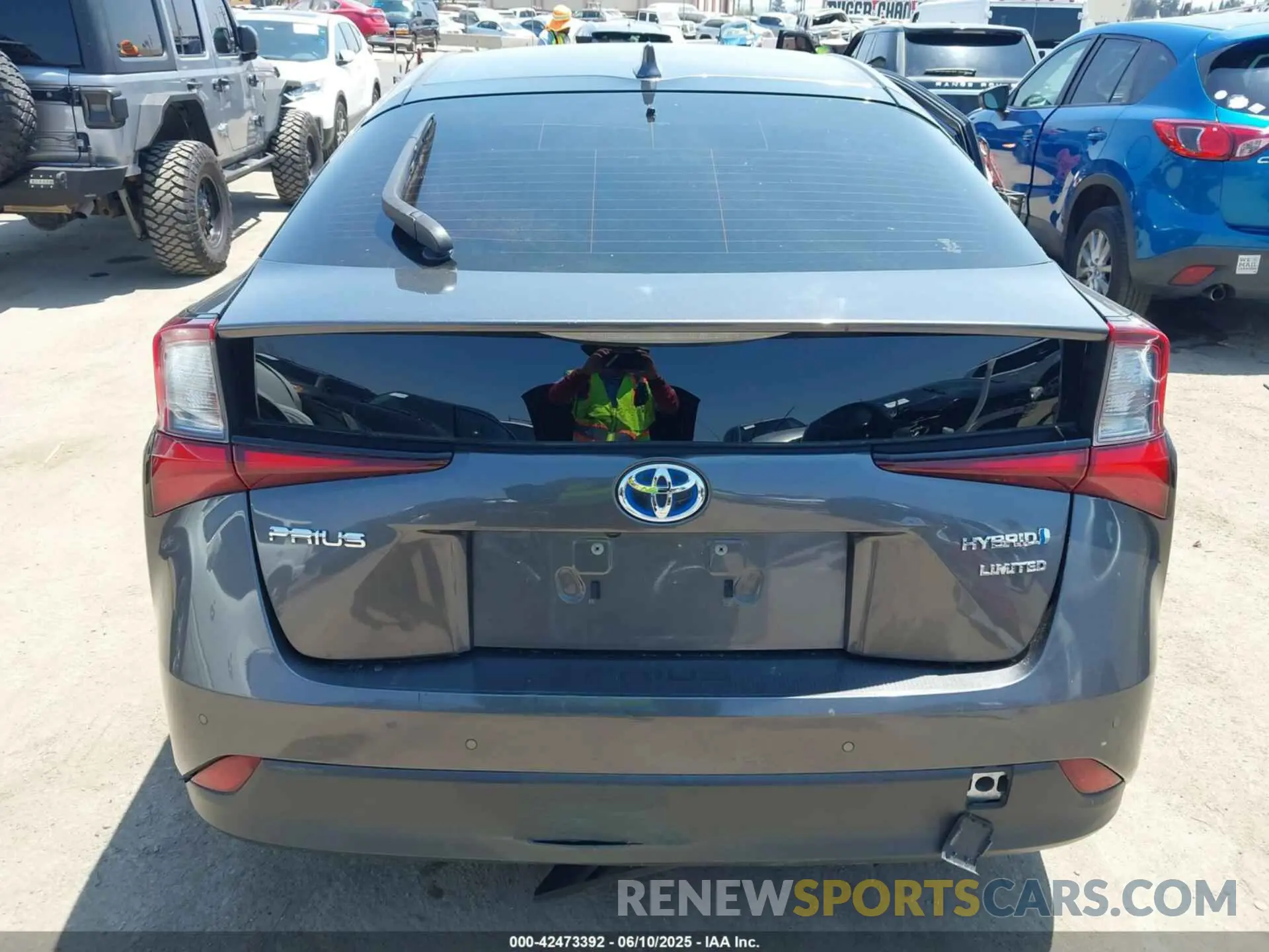 16 Photograph of a damaged car JTDKARFU1K3091222 TOYOTA PRIUS 2019