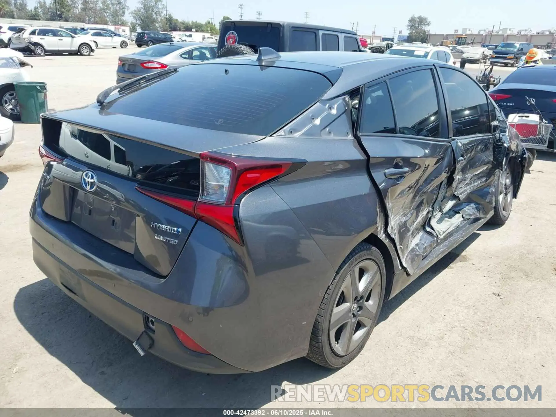 4 Photograph of a damaged car JTDKARFU1K3091222 TOYOTA PRIUS 2019