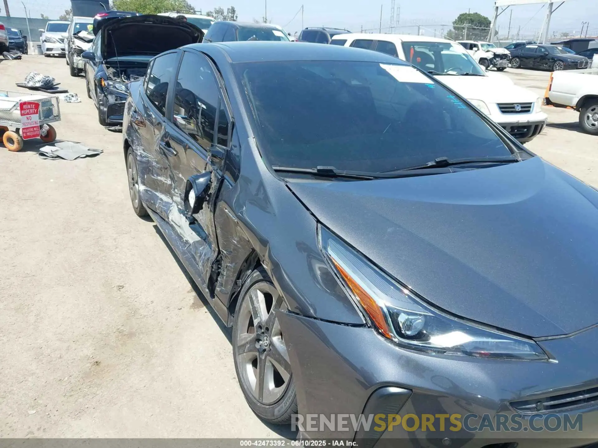 6 Photograph of a damaged car JTDKARFU1K3091222 TOYOTA PRIUS 2019