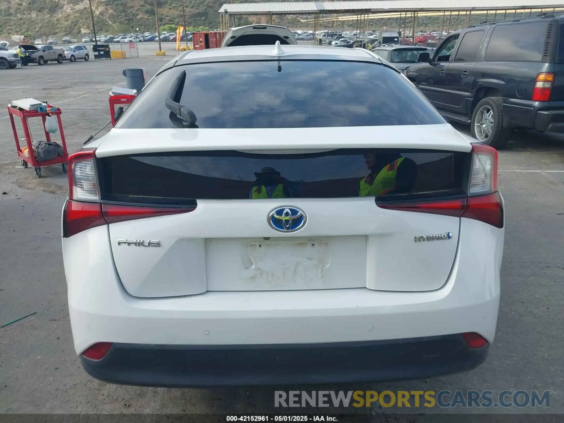 16 Фотография поврежденного автомобиля JTDKARFU1K3091379 TOYOTA PRIUS 2019