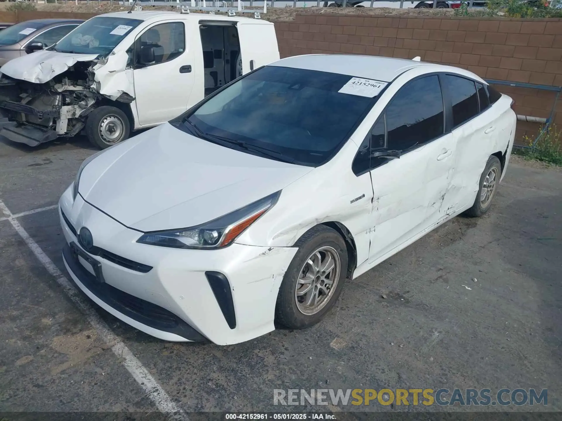 2 Фотография поврежденного автомобиля JTDKARFU1K3091379 TOYOTA PRIUS 2019
