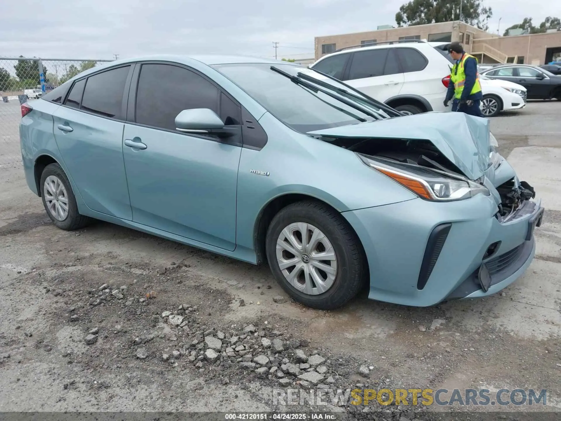 1 Фотография поврежденного автомобиля JTDKARFU1K3091785 TOYOTA PRIUS 2019