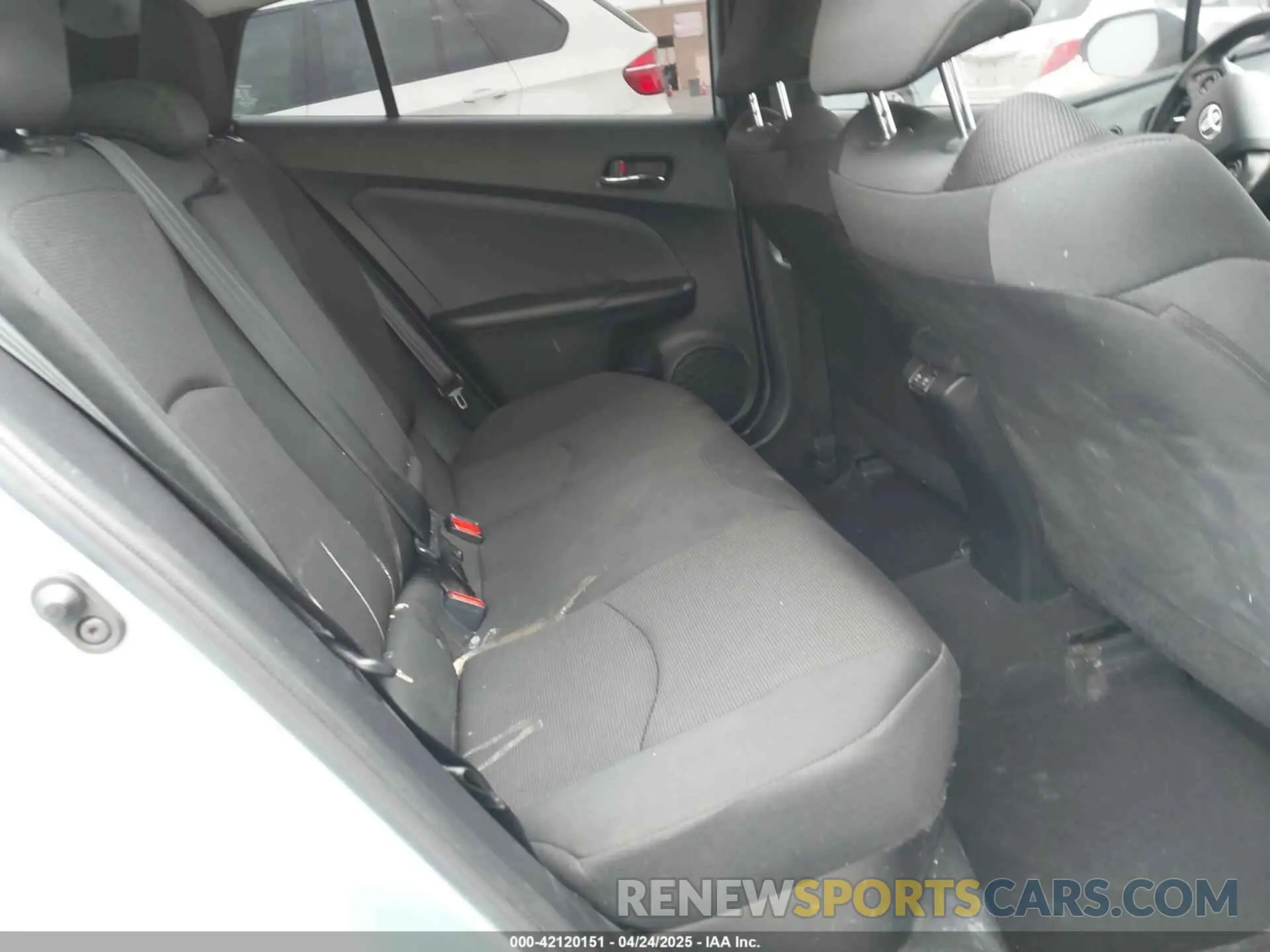 8 Фотография поврежденного автомобиля JTDKARFU1K3091785 TOYOTA PRIUS 2019