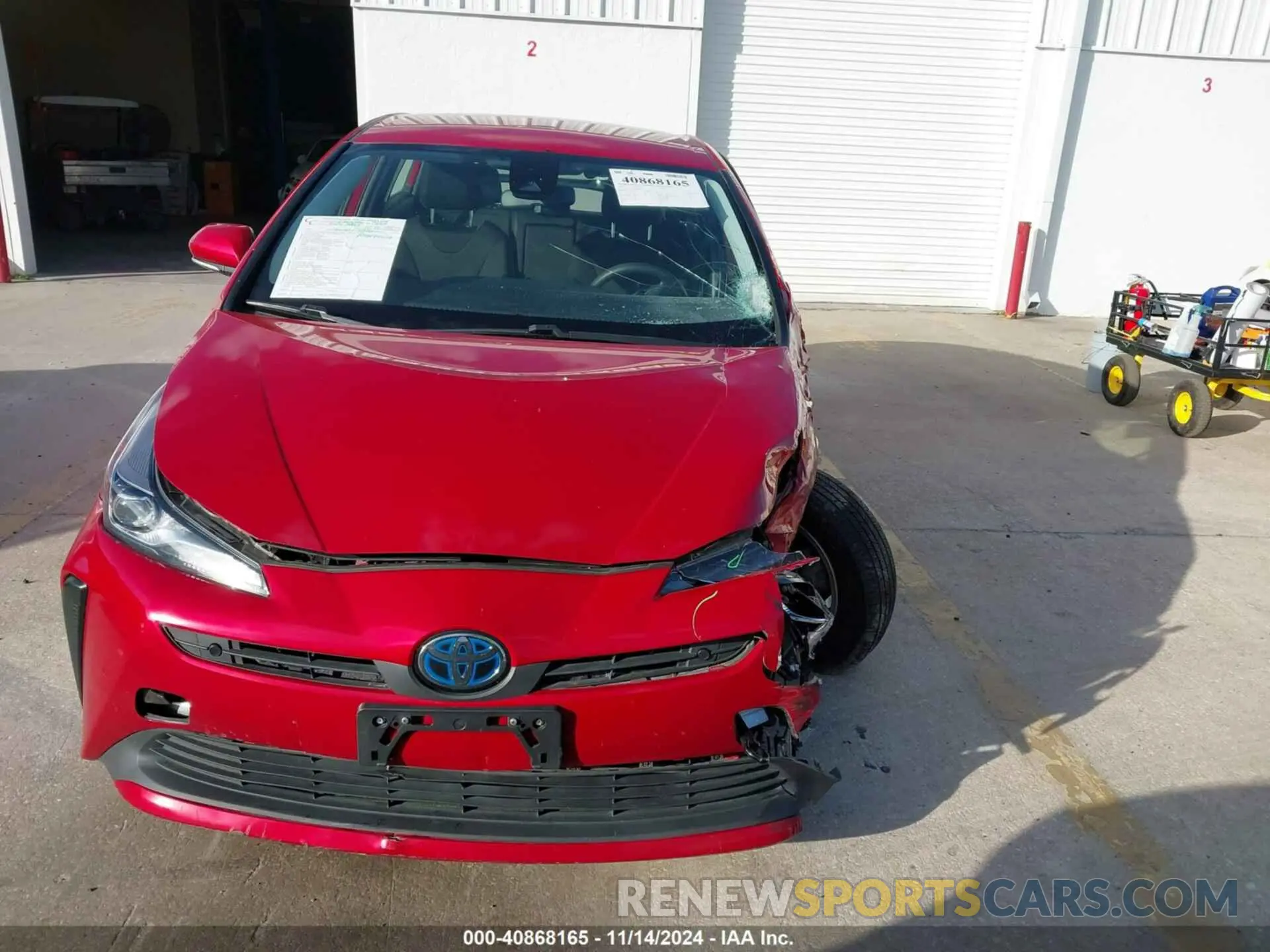 12 Фотография поврежденного автомобиля JTDKARFU1K3094332 TOYOTA PRIUS 2019