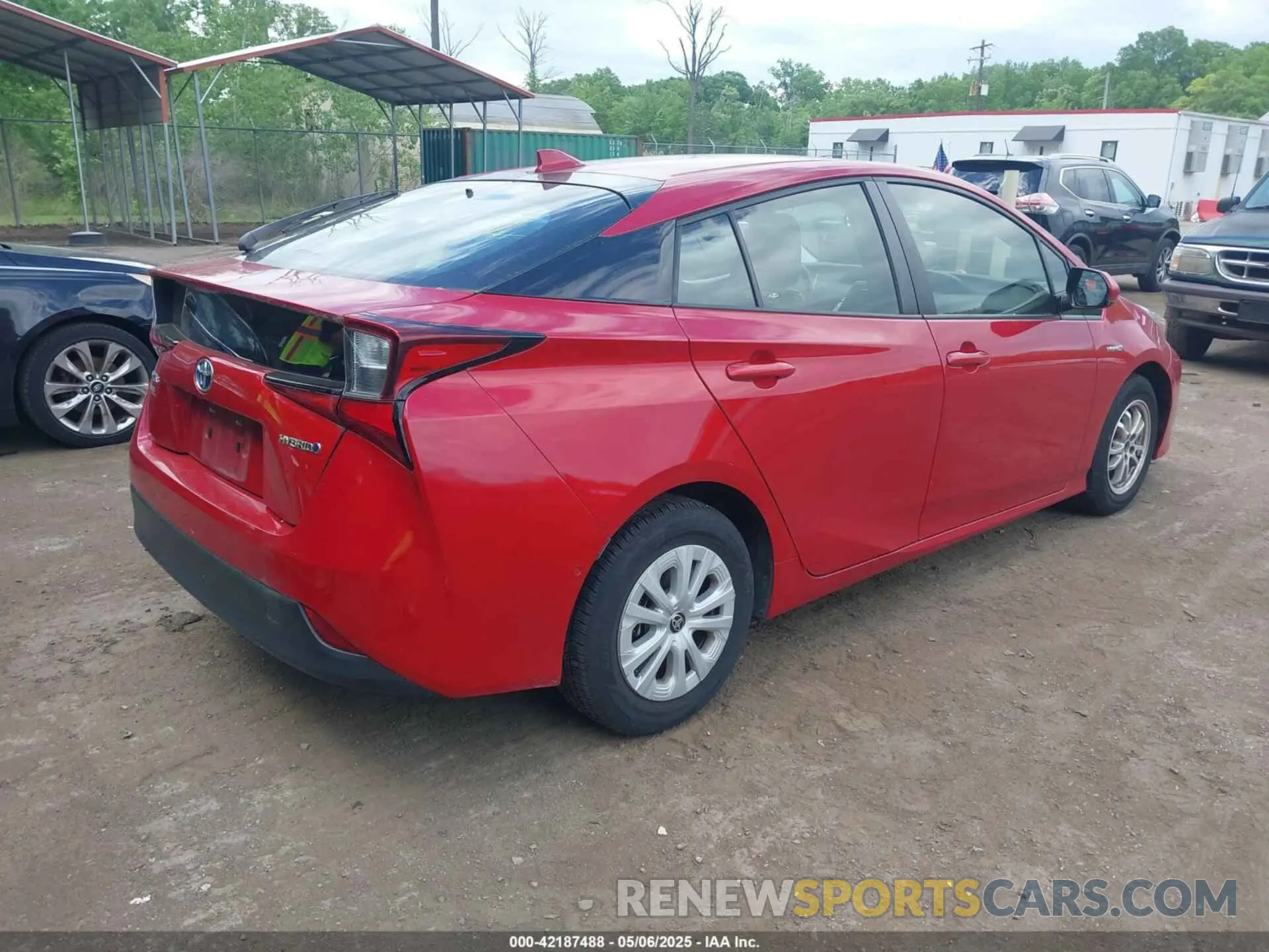 4 Photograph of a damaged car JTDKARFU1K3101487 TOYOTA PRIUS 2019