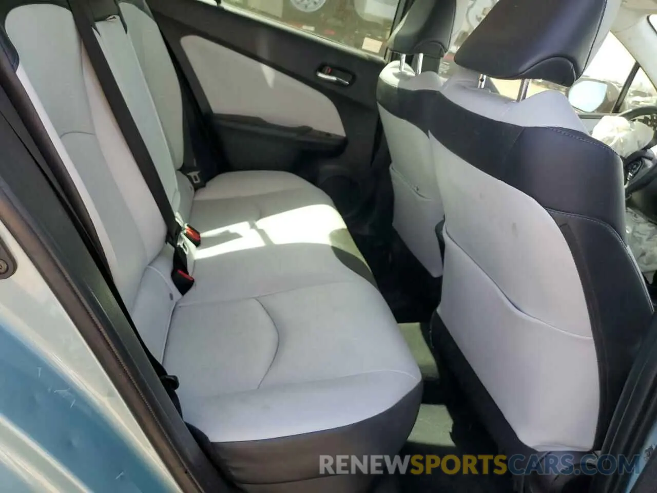 10 Фотография поврежденного автомобиля JTDKARFU2K3087096 TOYOTA PRIUS 2019