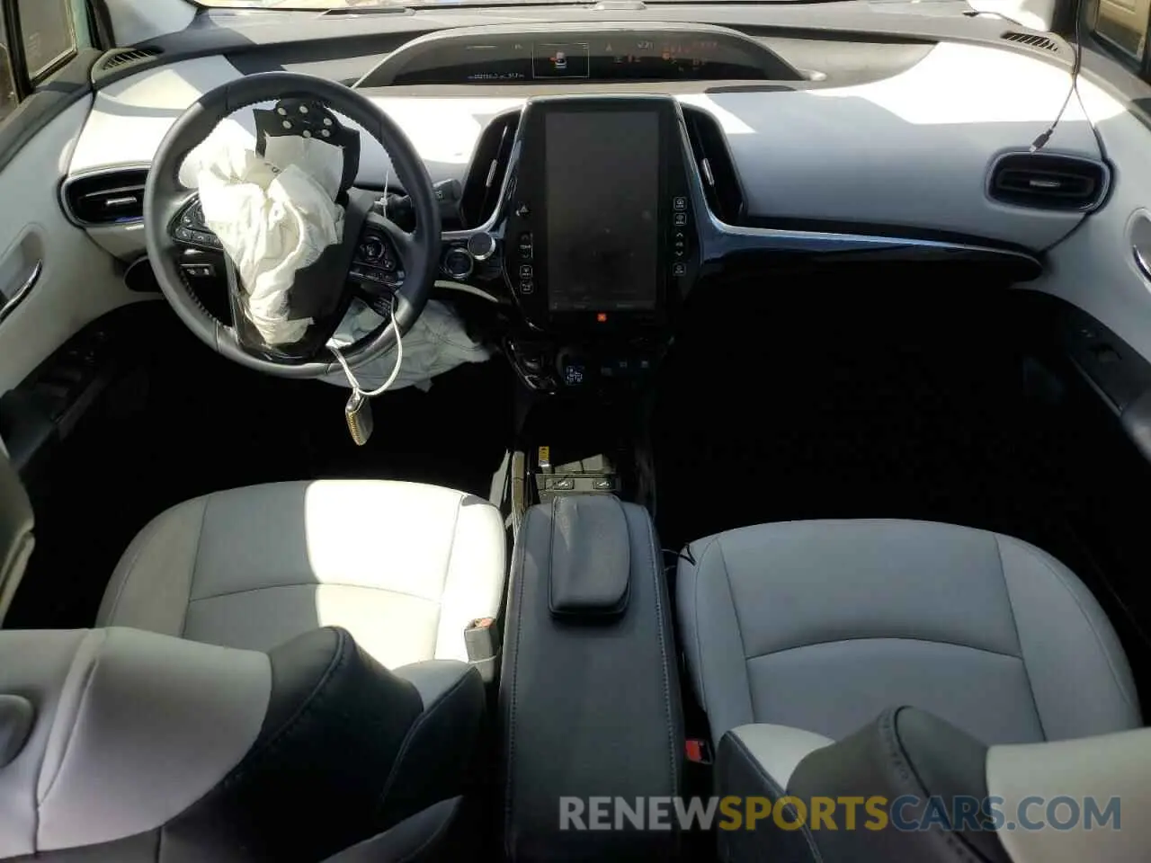 8 Фотография поврежденного автомобиля JTDKARFU2K3087096 TOYOTA PRIUS 2019