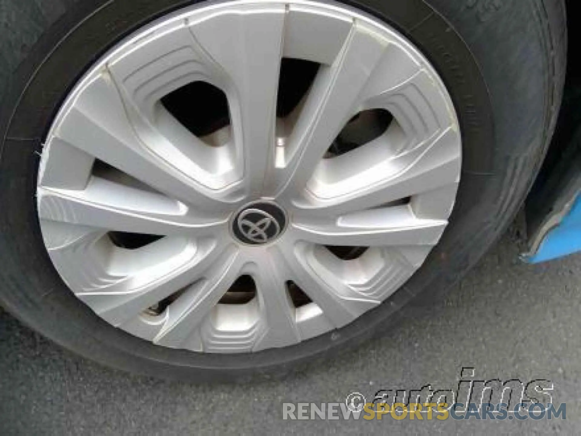 8 Photograph of a damaged car JTDKARFU2K3090290 TOYOTA PRIUS 2019