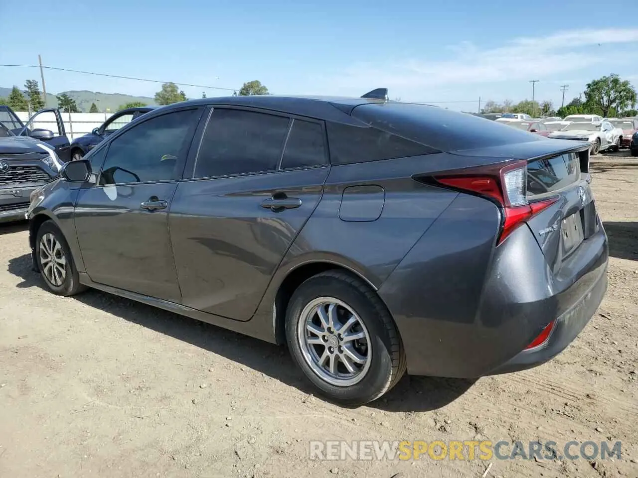 2 Фотография поврежденного автомобиля JTDKARFU2K3092217 TOYOTA PRIUS 2019