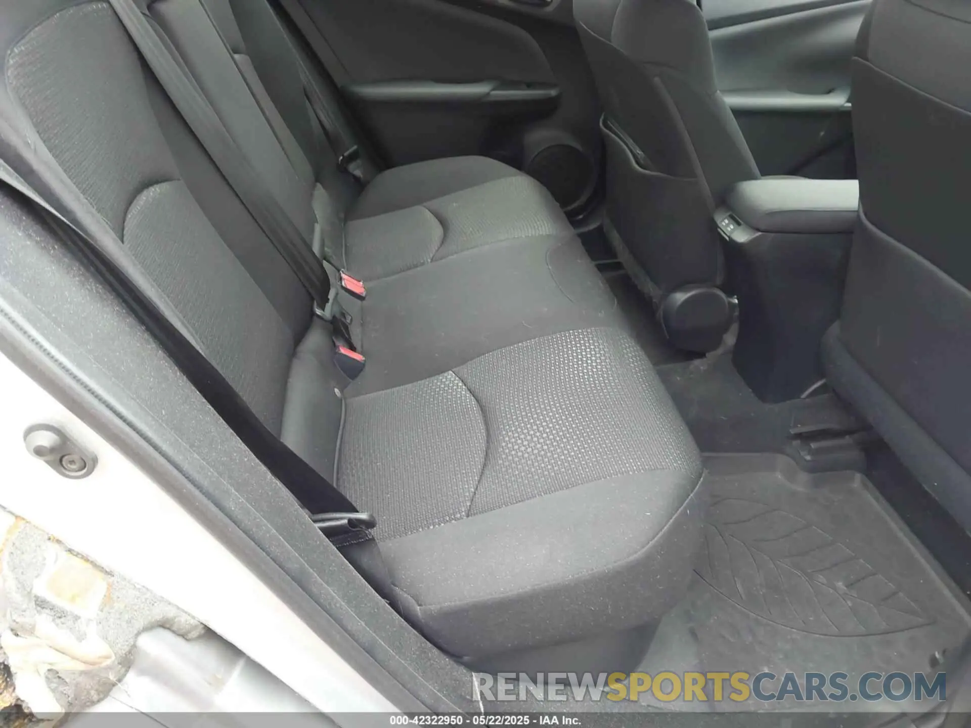 8 Photograph of a damaged car JTDKARFU2K3096560 TOYOTA PRIUS 2019