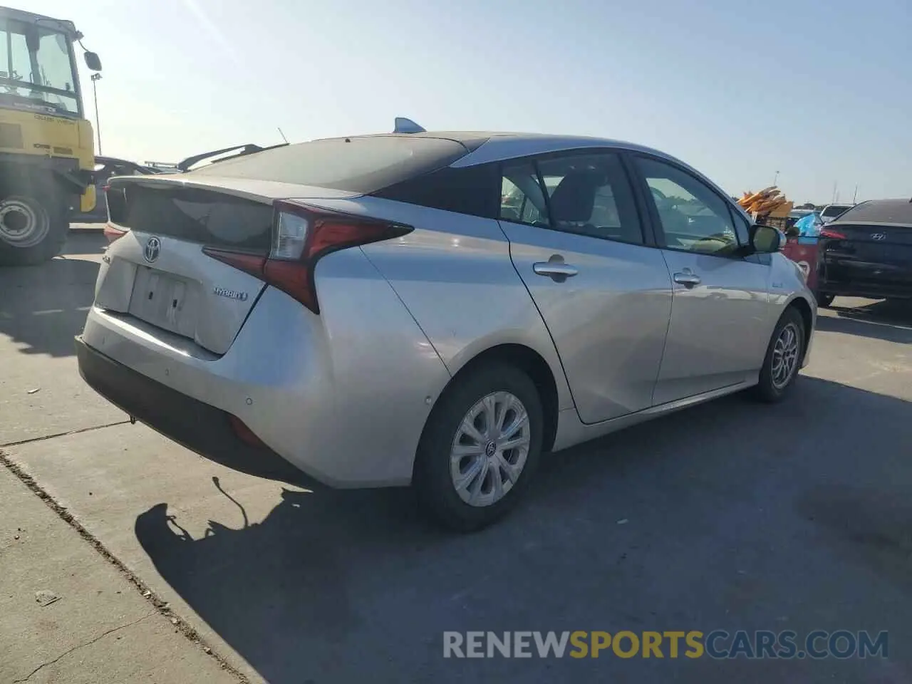 3 Фотография поврежденного автомобиля JTDKARFU3K3075619 TOYOTA PRIUS 2019