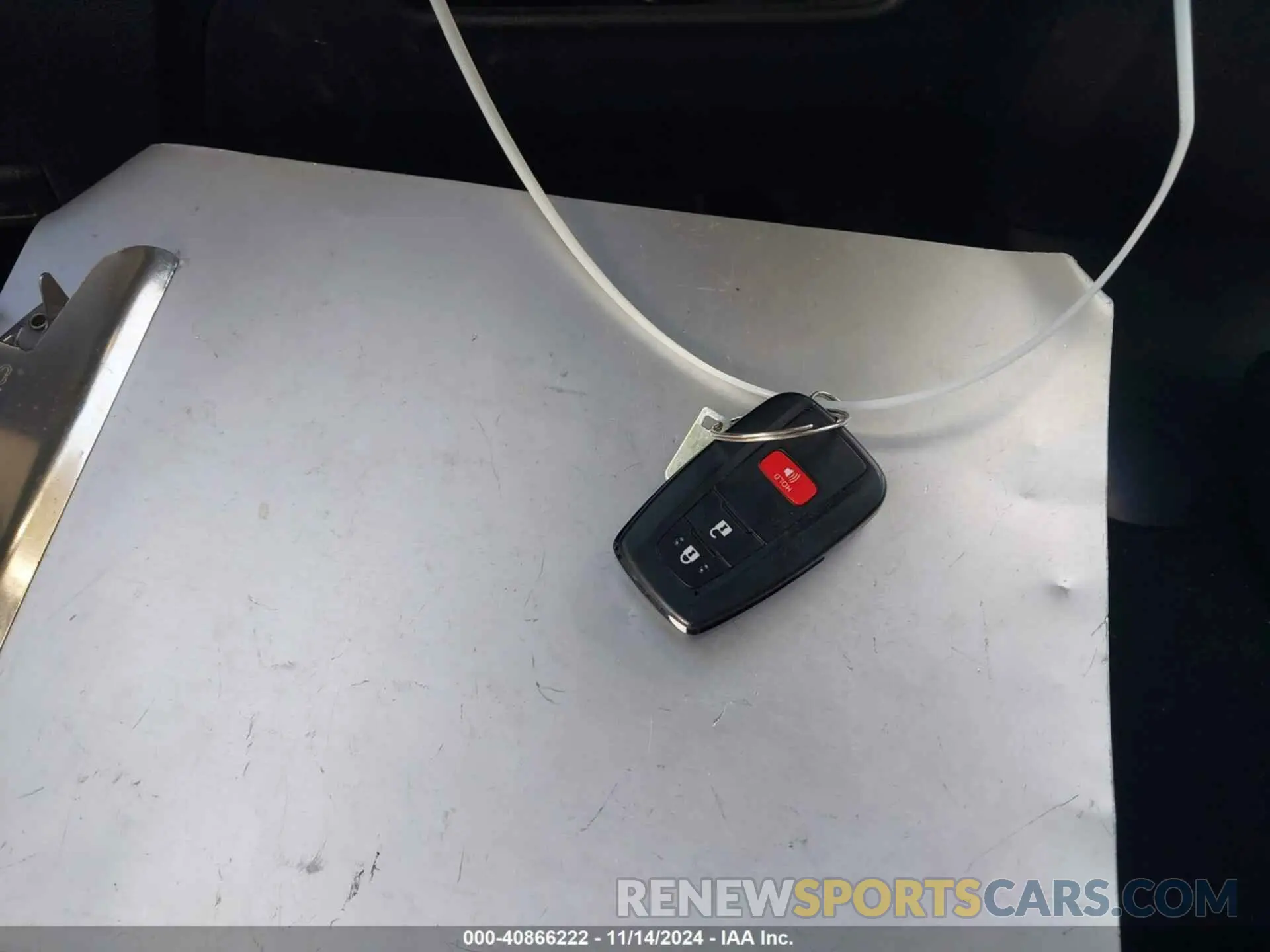 11 Фотография поврежденного автомобиля JTDKARFU4K3078397 TOYOTA PRIUS 2019