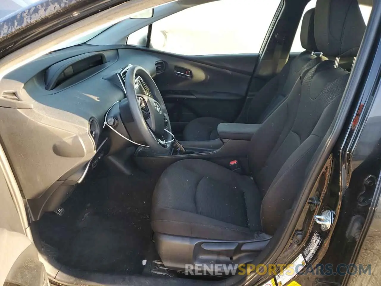7 Фотография поврежденного автомобиля JTDKARFU4K3084684 TOYOTA PRIUS 2019