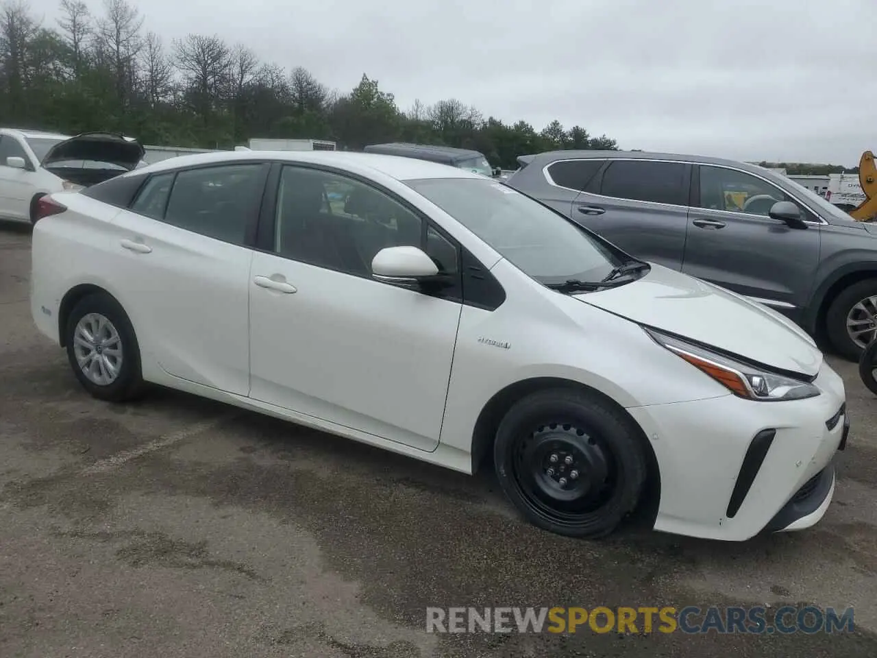 4 Photograph of a damaged car JTDKARFU4K3091067 TOYOTA PRIUS 2019