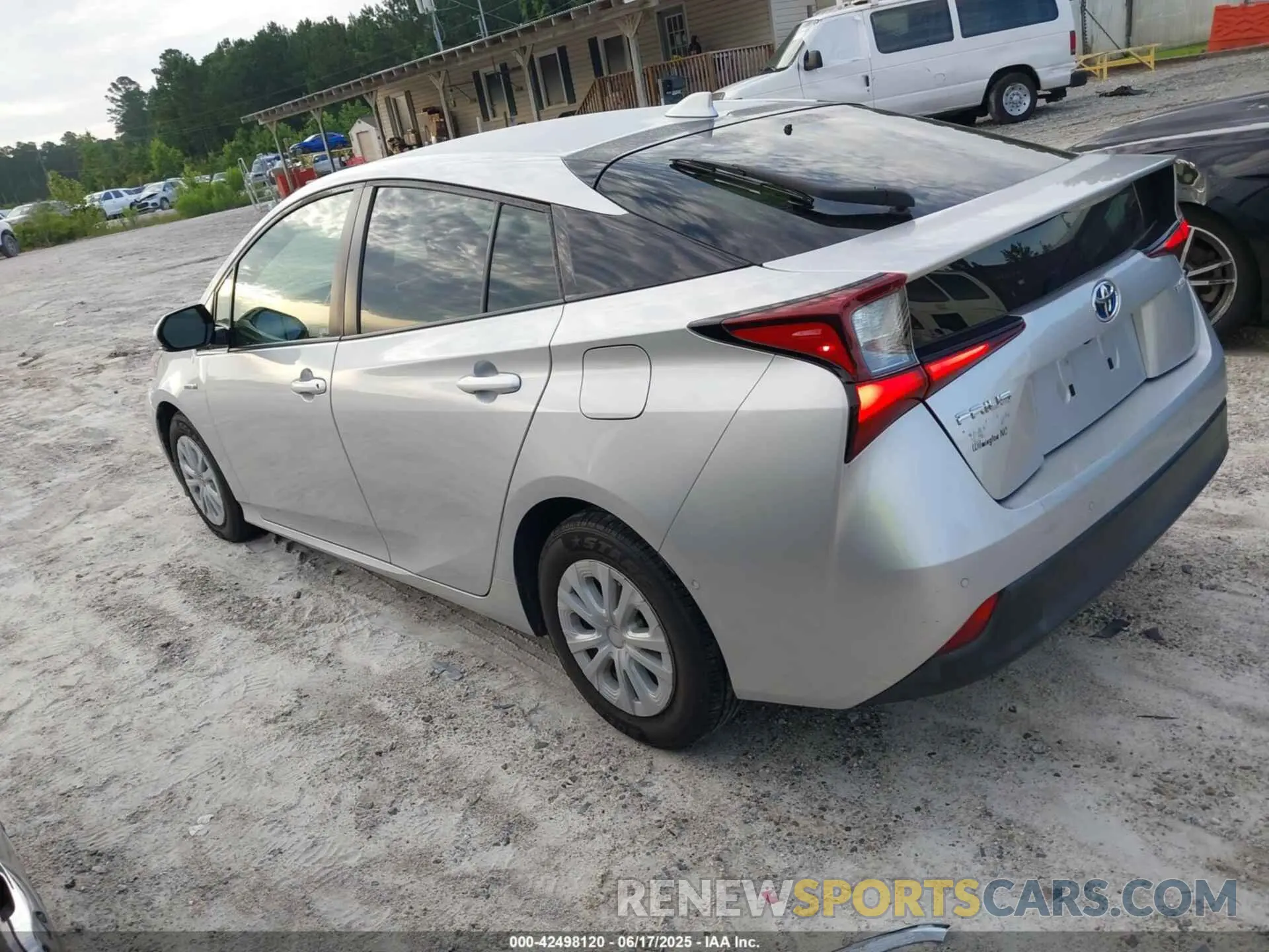 3 Photograph of a damaged car JTDKARFU5K3078165 TOYOTA PRIUS 2019