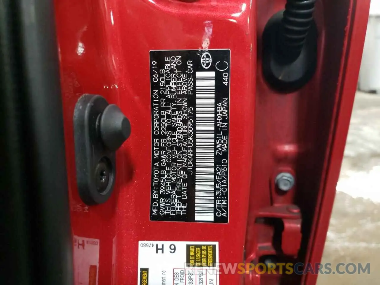13 Photograph of a damaged car JTDKARFU5K3095175 TOYOTA PRIUS 2019
