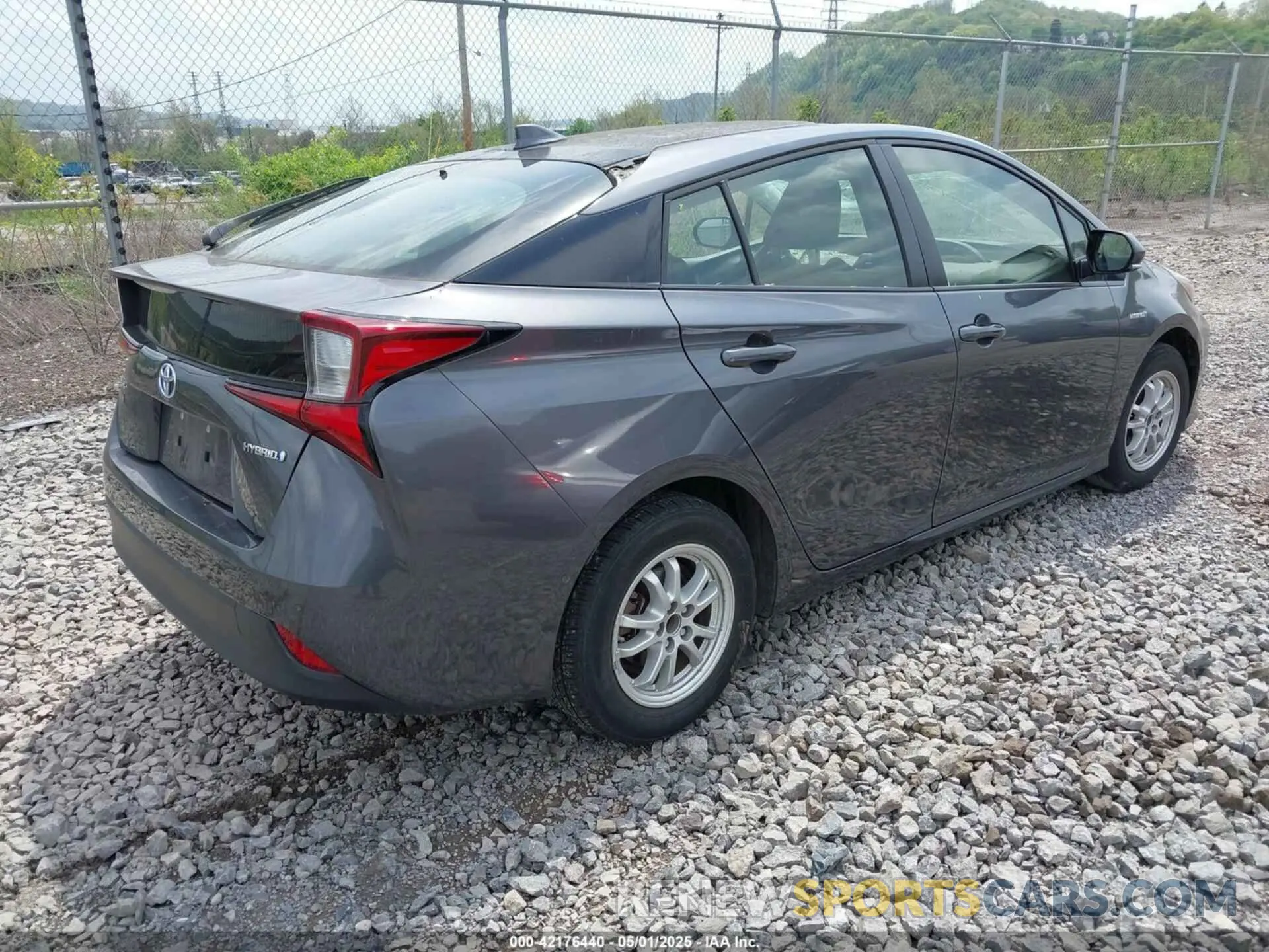 4 Фотография поврежденного автомобиля JTDKARFU5K3096732 TOYOTA PRIUS 2019