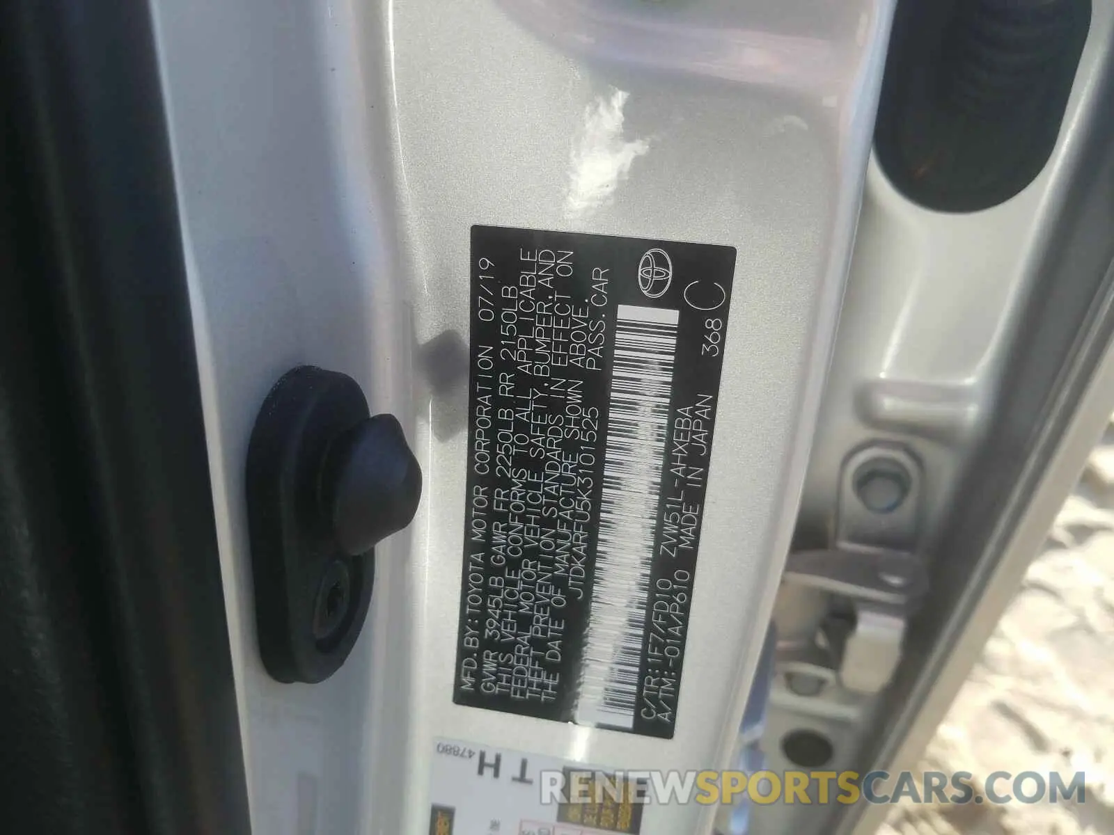 10 Photograph of a damaged car JTDKARFU5K3101525 TOYOTA PRIUS 2019