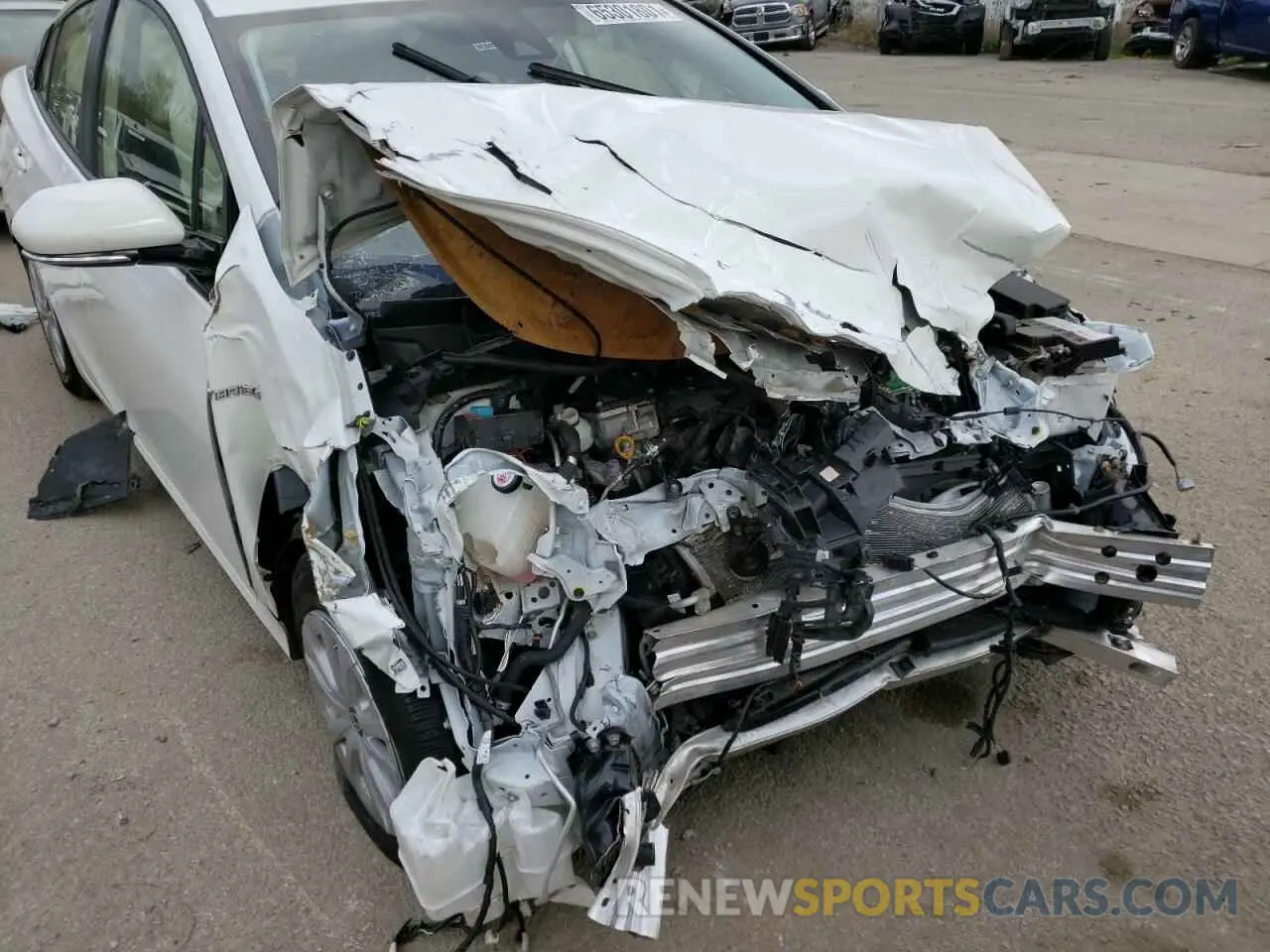 9 Photograph of a damaged car JTDKARFU6K3086596 TOYOTA PRIUS 2019