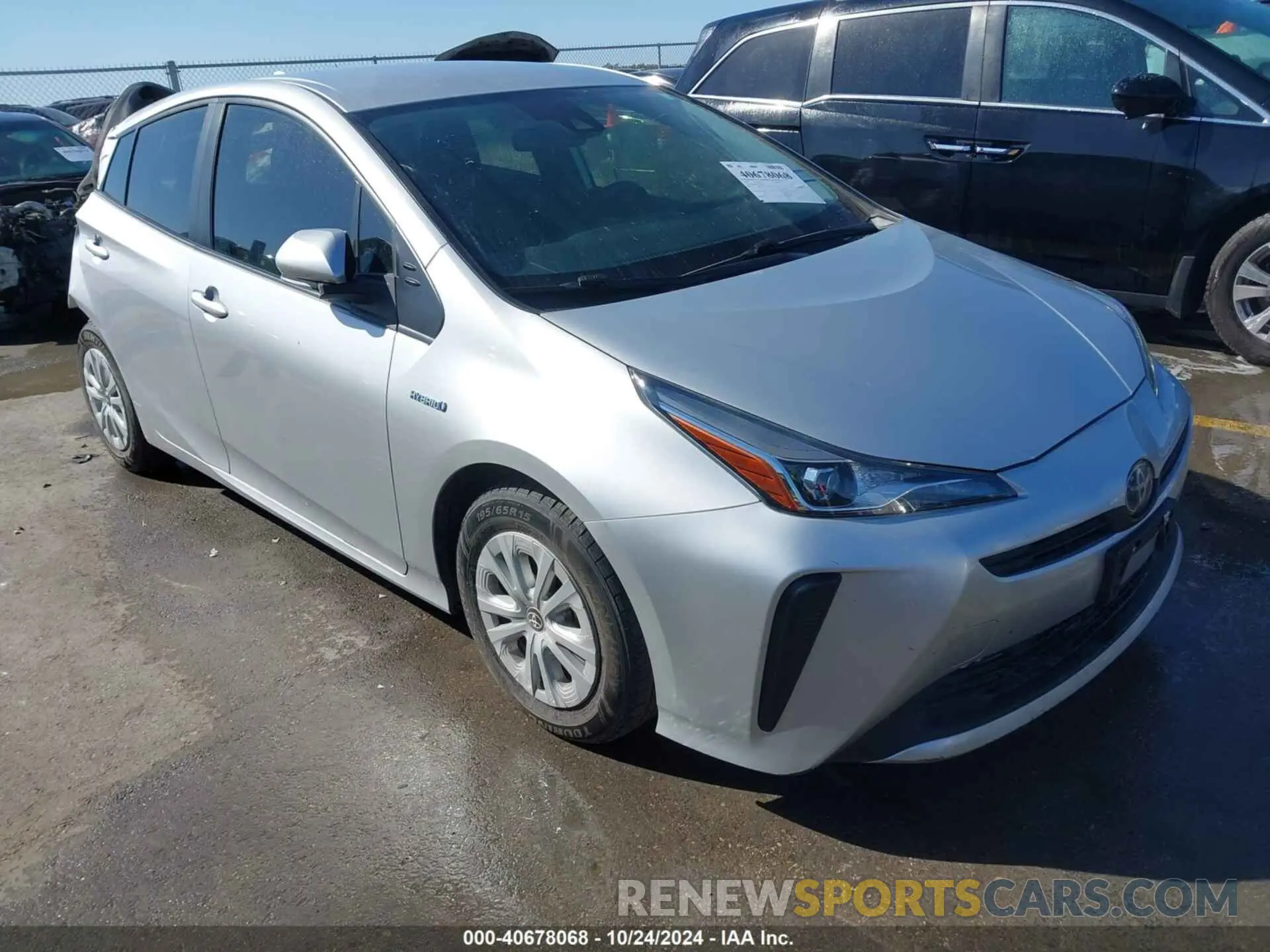 1 Фотография поврежденного автомобиля JTDKARFU6K3088350 TOYOTA PRIUS 2019