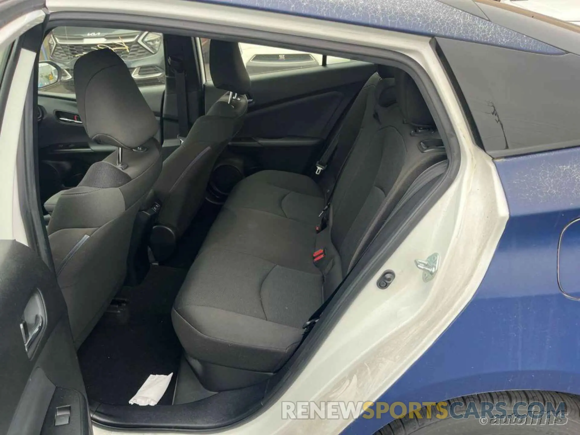 12 Фотография поврежденного автомобиля JTDKARFU6K3090647 TOYOTA PRIUS 2019