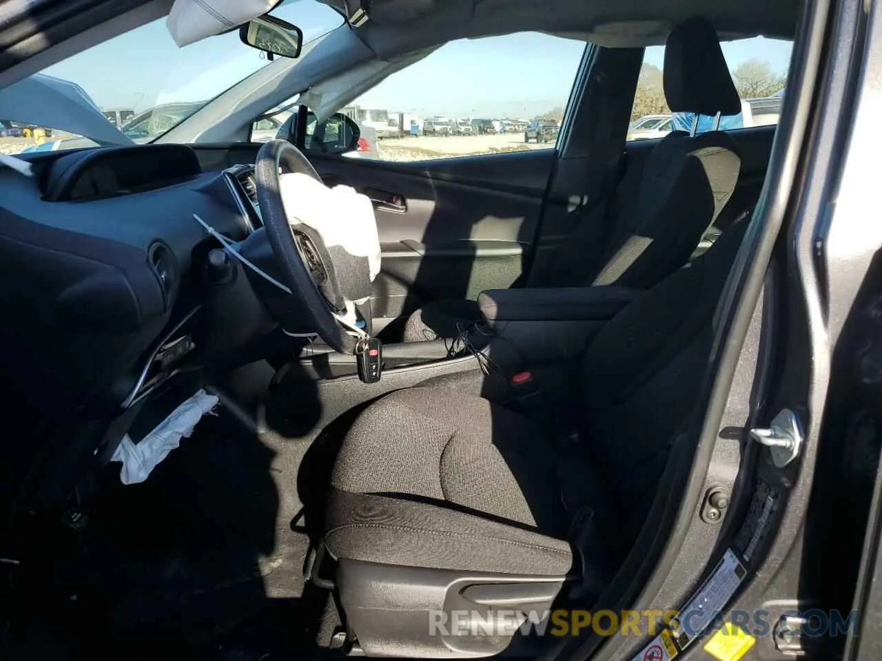 7 Photograph of a damaged car JTDKARFU6K3098098 TOYOTA PRIUS 2019
